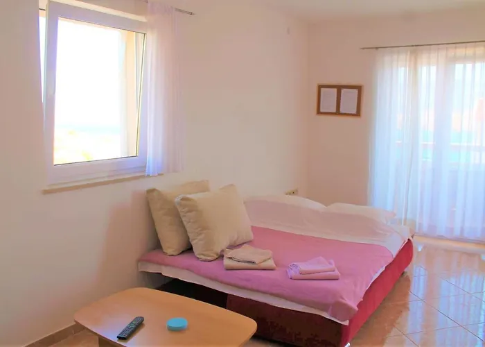 Apartments Gubo