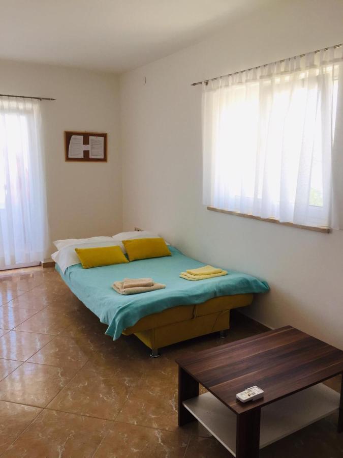 Gubo Apartment
