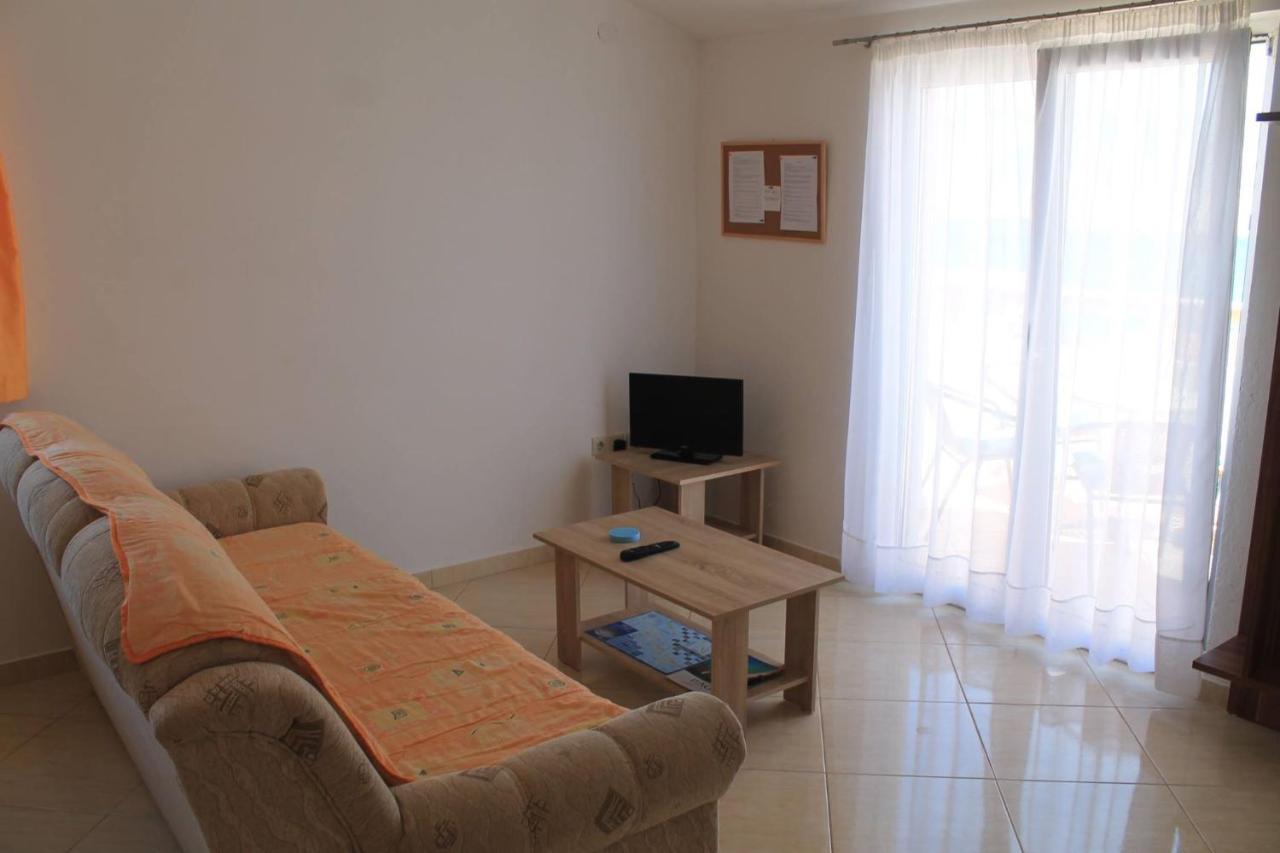 Gubo Apartment